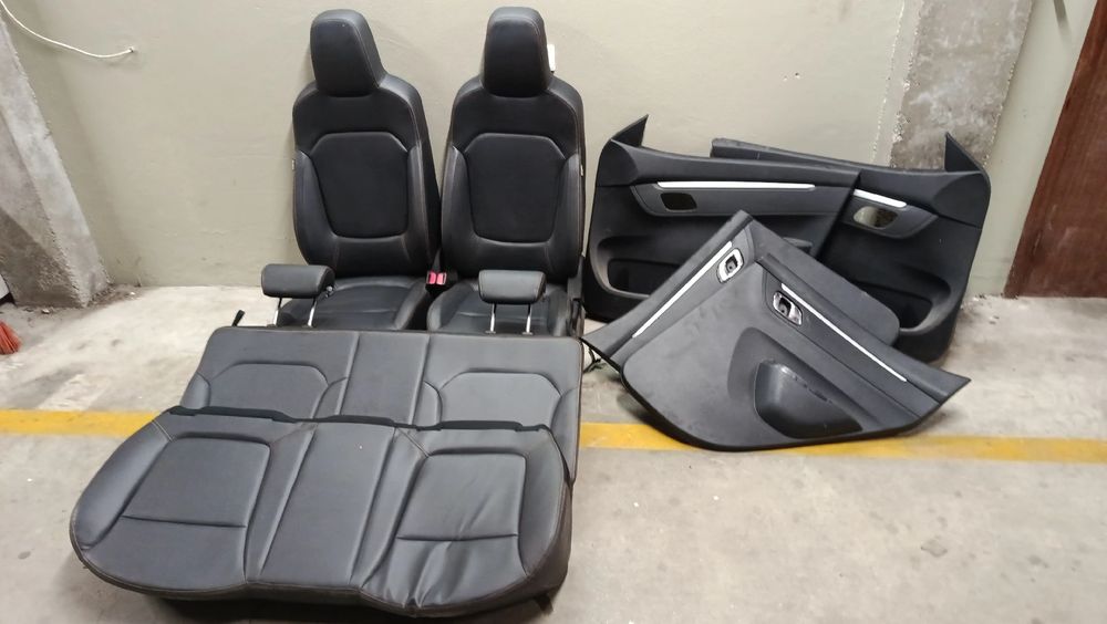 Conjunto de bancos DACIA Spring