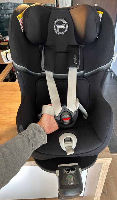 Fotelik samochodowy Cybex + baza M