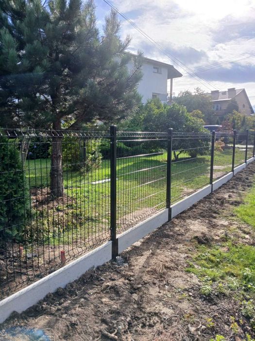 Kompletne ogrodzenie panelowe 173 fi5 z podmurówką - 87zł/mb
