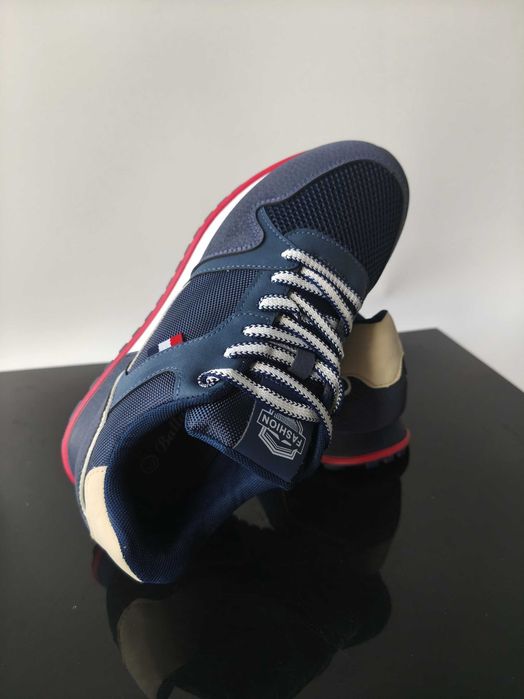 Nowe męskie sportowe buty lekkie granat stylowe 43 Okazja