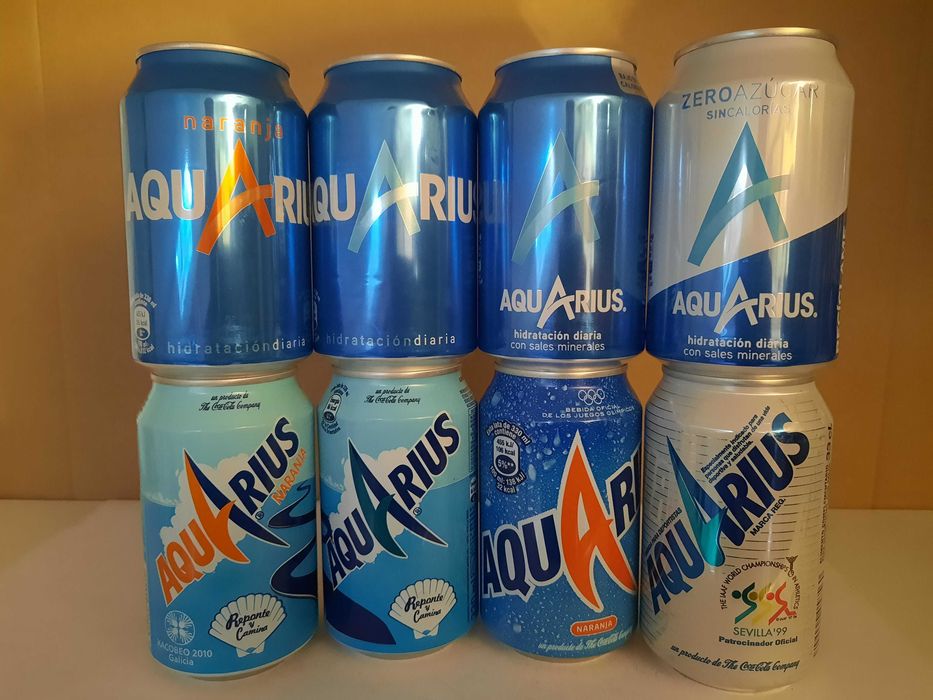 lote de 58 latas de bebidas diversas - Sprite, Snappy, Aquarius