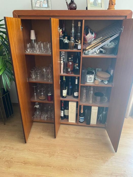 Mobiliário de sala - cerejeira e wengué - excelente estado