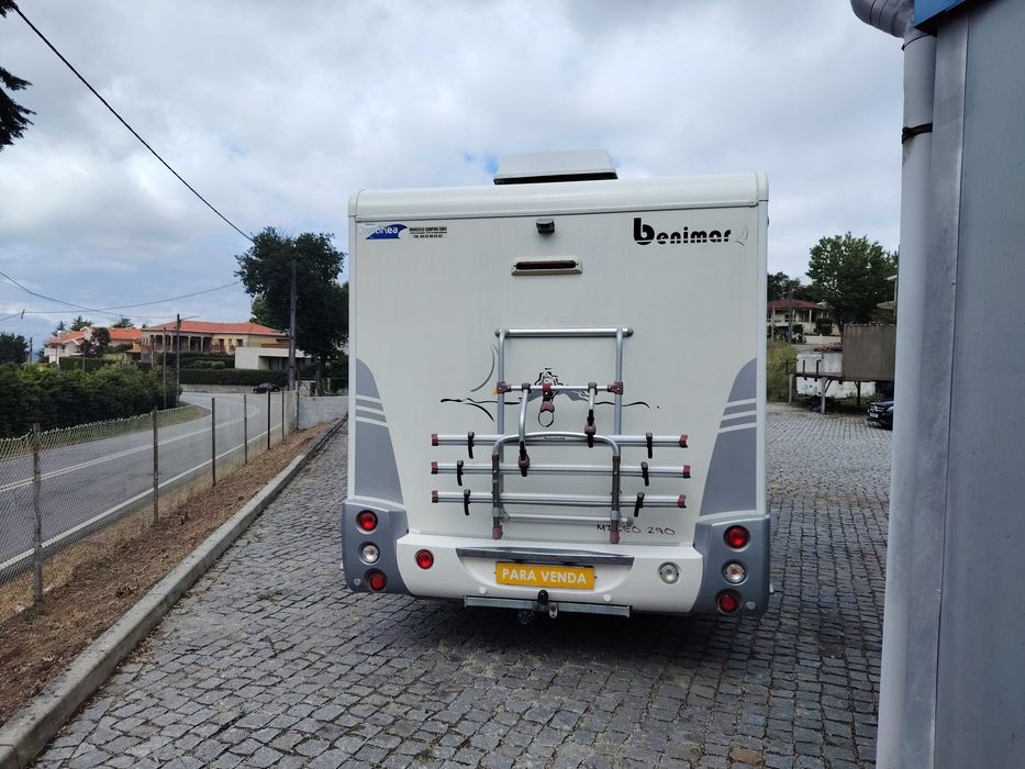 Benimar mileo 290 (cama central)