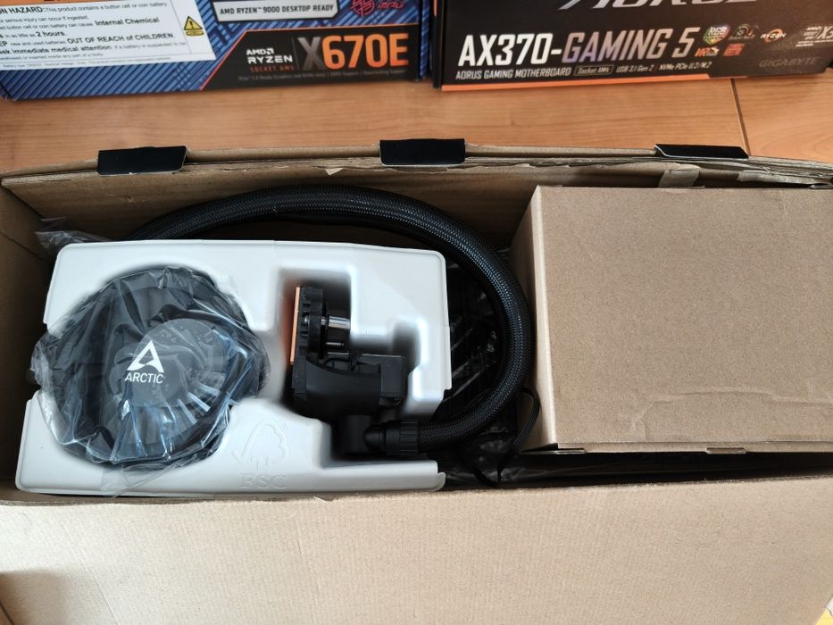 Artic Liquid Freezer III 360 BLACK Water Cooler