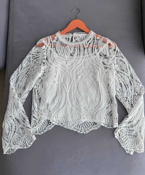 Блуза із мережива