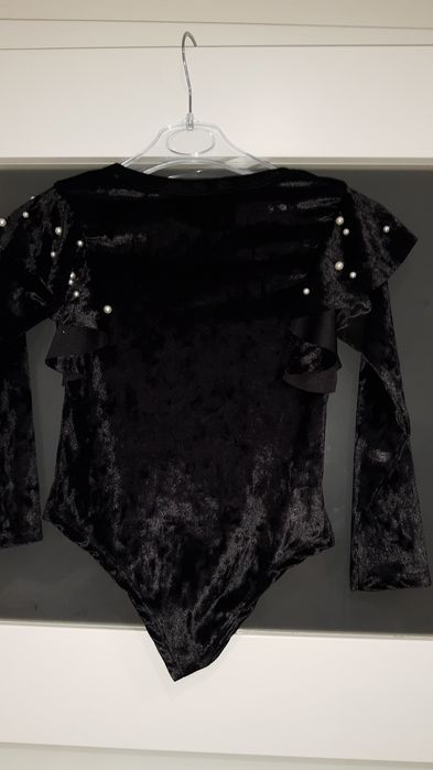 Body welurowe rozm 104/110