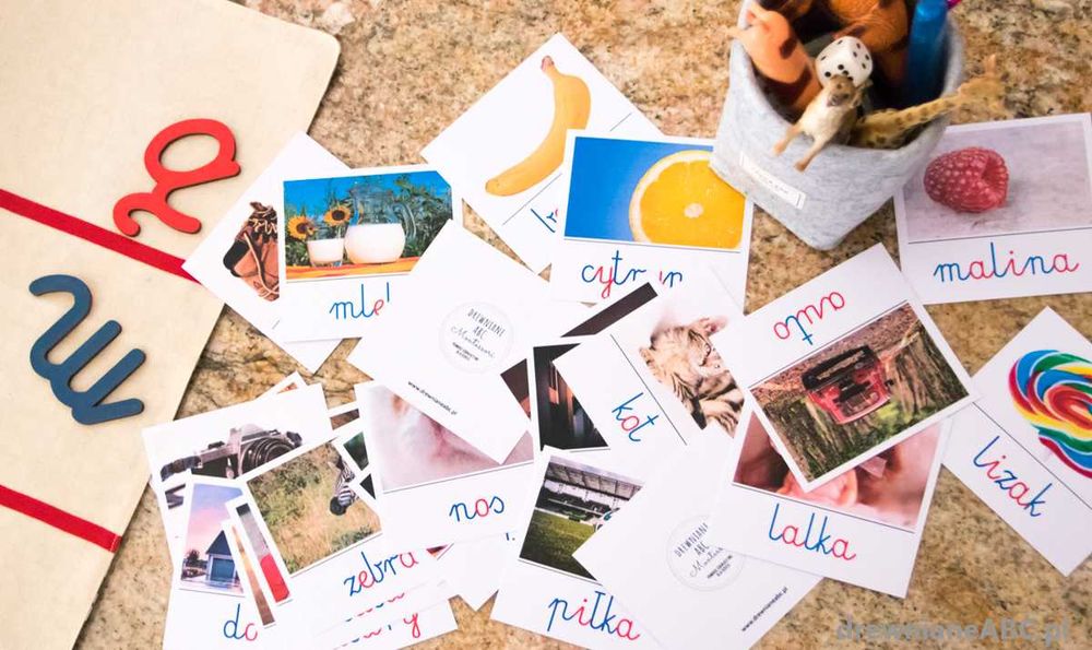 Zestaw: ruchomy alfabet z filcu + mata + karty PDF Montessori