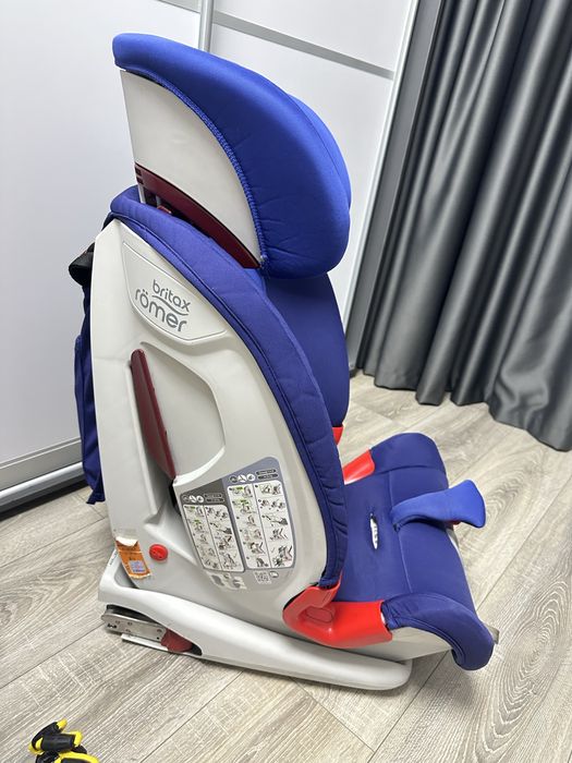 Автокрісло Britax Romer Advansafix II