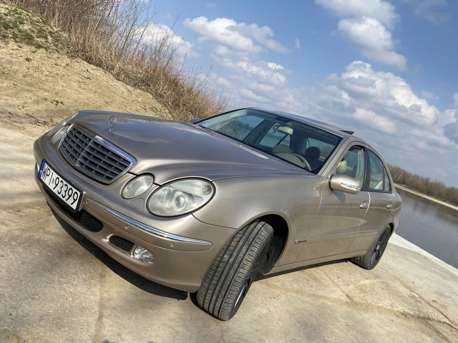 Mercedes E class w211