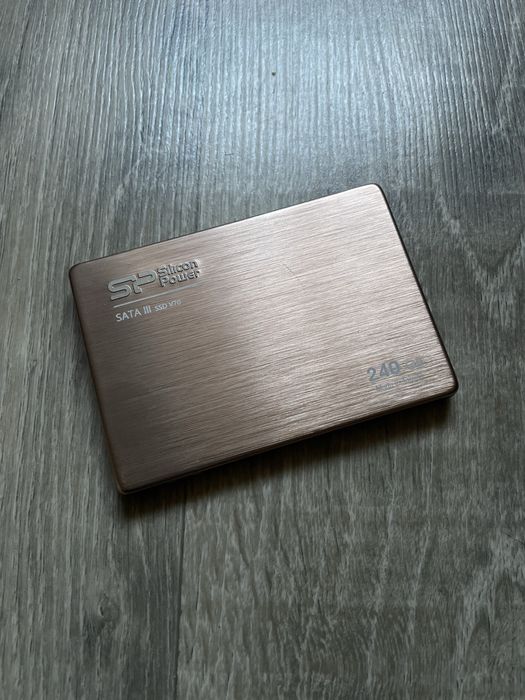 Продам SSD накопитель Silicon Power V70 240GB (2.5”, SATA III 6Gb/s).