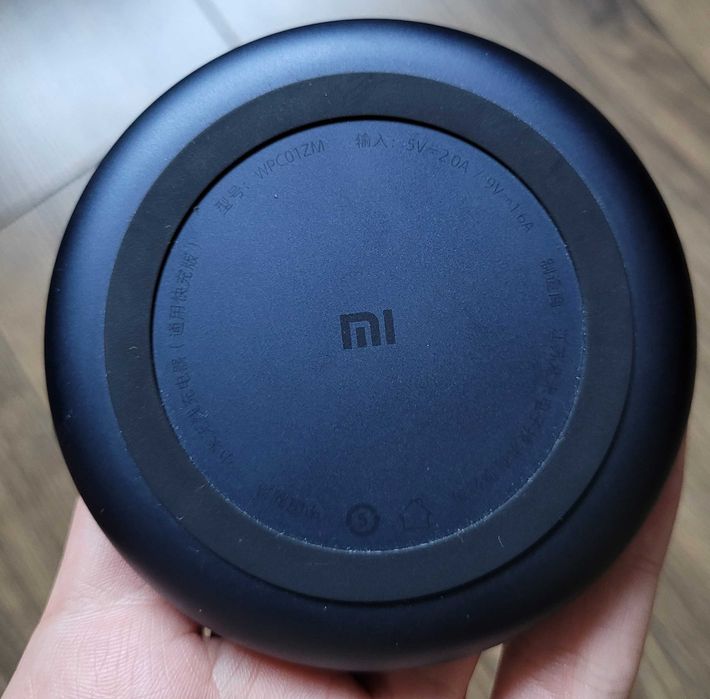 Xiaomi ładowarka indukcyjna 10W do telefonu WPC01ZM czarna okrągła BDB