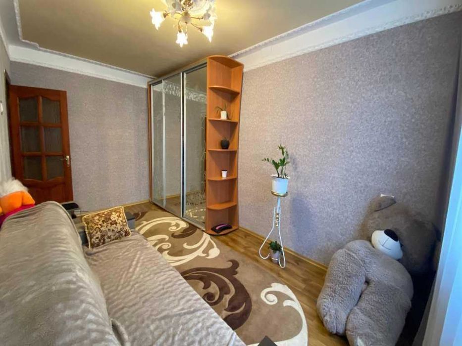 Продам 3к квартиру на Половках з ремонтом 61 кв/м на 2-му поверсі