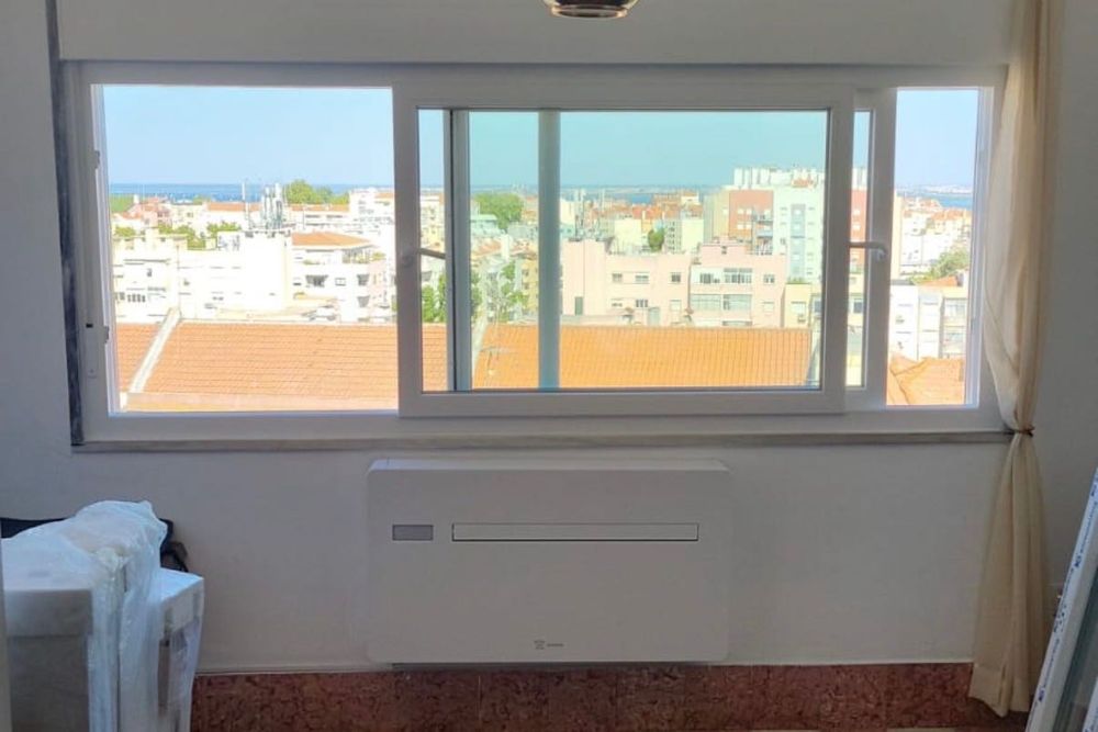 Janela PVC Premiumline c/ vidro duplo Guardian Sun (2640 x 1045)