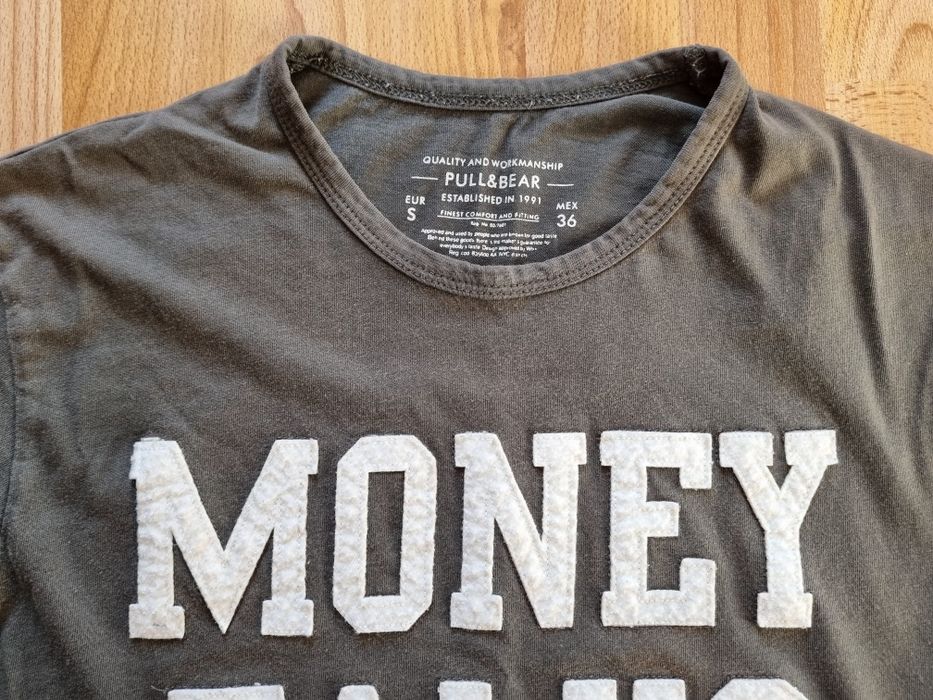 Футболка Pull & Bear, S, объёмные буквы