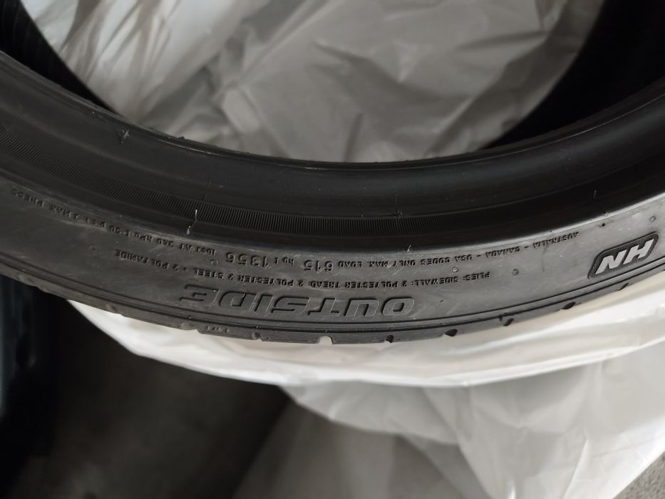 Pirelli Pzero (PZ4) Sport 235/35 R19 91Y