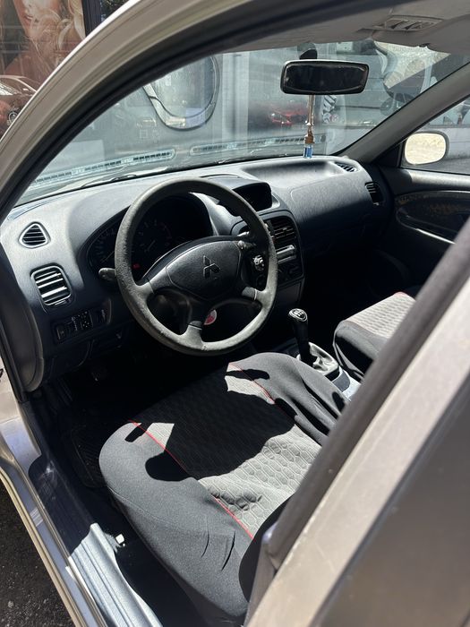 Mitsubishi carisma 2001 1.9 115 cv