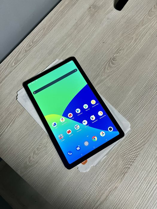 Планшет REALME Pad LTE, 10.4 діагональ, з Sim-картою! Хороший стан