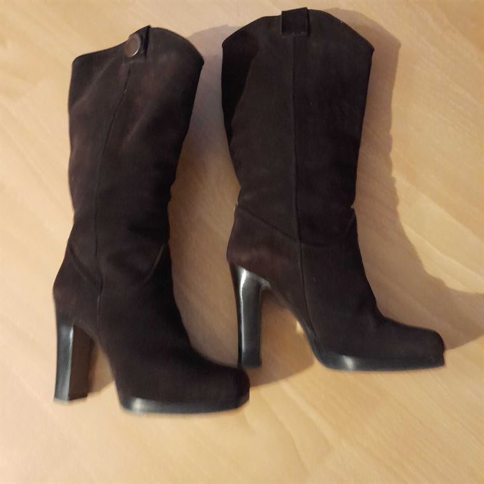 Fendi, kozaki zamszowe