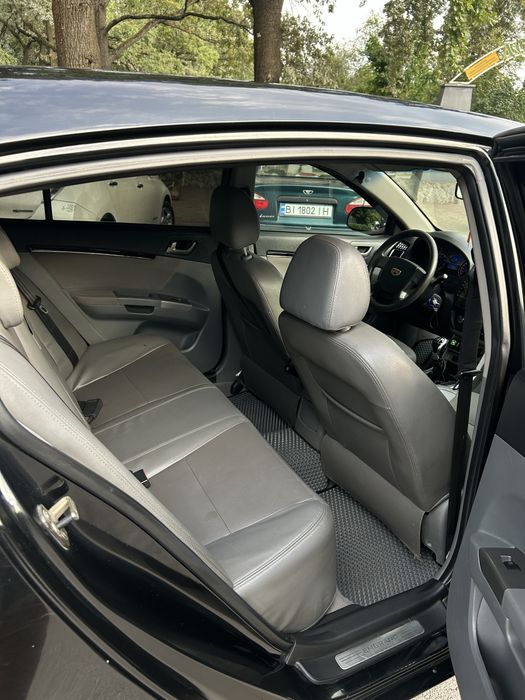 Geely Emegrand 7 (EC7) 2013