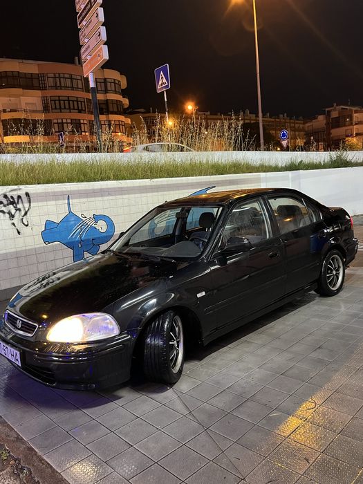 Honda Civic 1.5 V-TEC