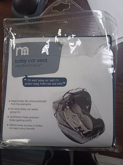 Дощовик на автокрісло новий