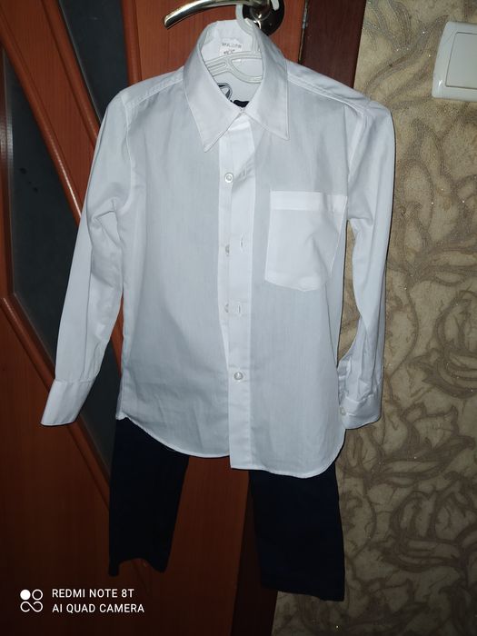 Рубашка и штаны на 4-5 лет