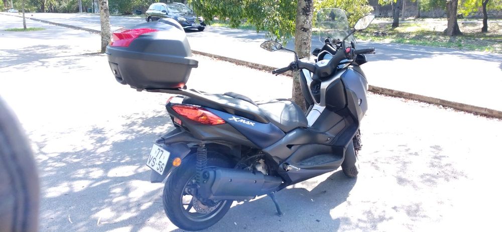 Yamaha X-MAX 300