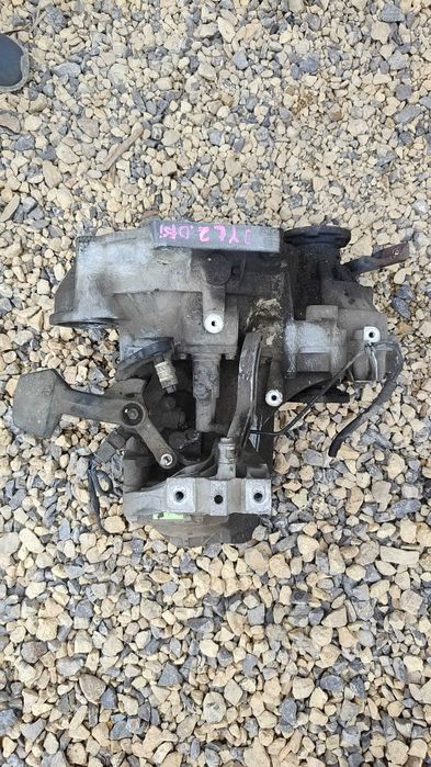 Skrzynia biegów Manual VW PASSAT B6 Skoda SEAT 2.0 FSI 05-10.r 6B JYL