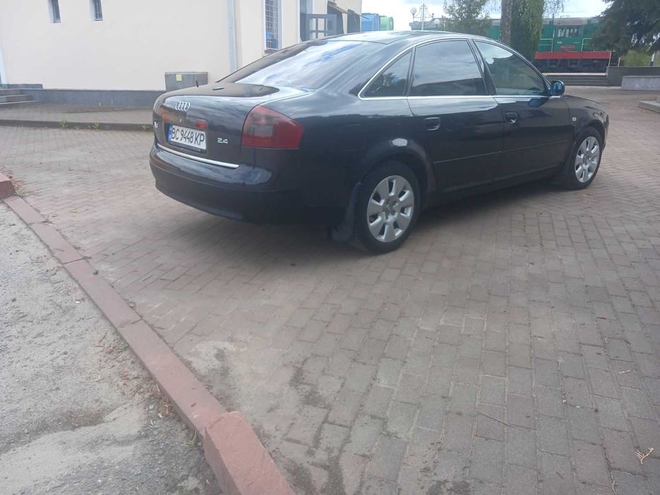 Автомобіль Audi A6C5