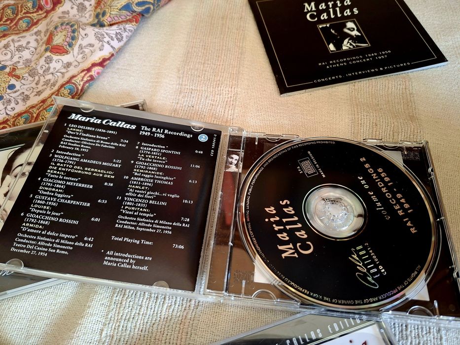 Cds duas caixas triplas Maria Callas gravações ao vivo