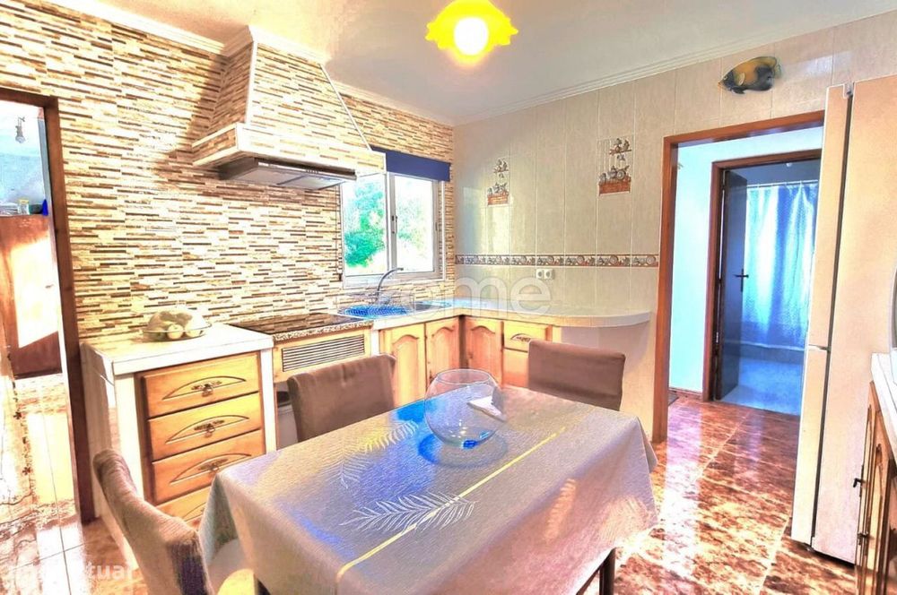 Moradia T3 com Terraço Vista Serra e Mar – Cabouco, Lagoa