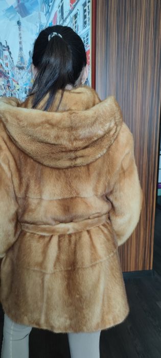 Норкова шуба М- L