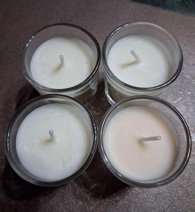 Mini  świeczki zapachowe Rituals.Walentynki