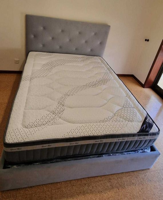 Camas de Casal Estofadas de Luxo 199€ Disp. em Várias Cores! 190x140m!