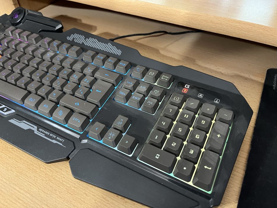 Klawiatura gamingowa podświetlana a4tech bloody b318