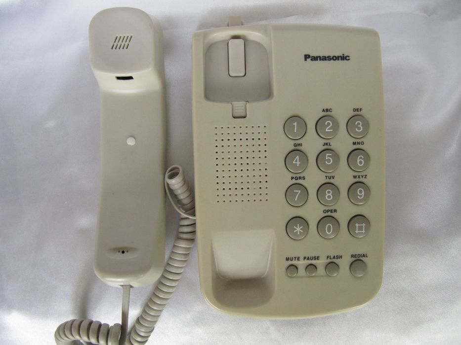 Телефон стационарный кнопочноый Panasonic KX-TS5MX Япония, новый