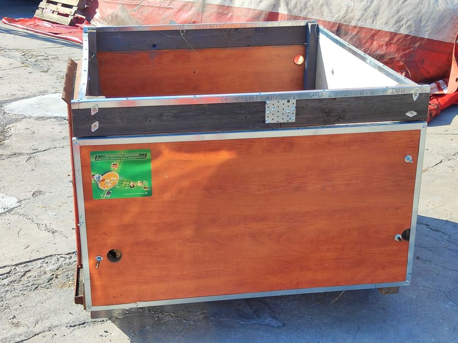 Skrzynie metalowe- drewniane