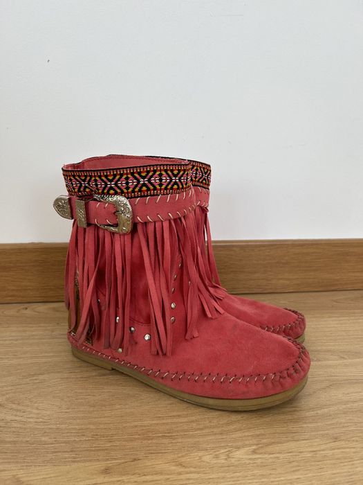 Fringe Boots – Pink Color