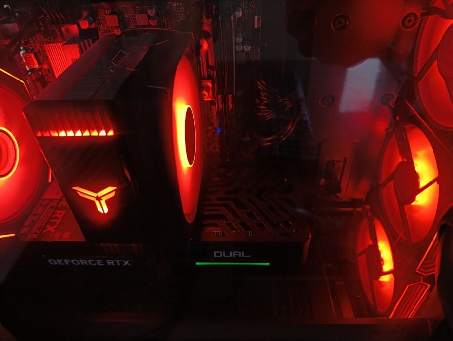 Ігровий ПК Ryzen 5 7500F + RTX 5060 8GB + монітор Samsung 32" 165Hz