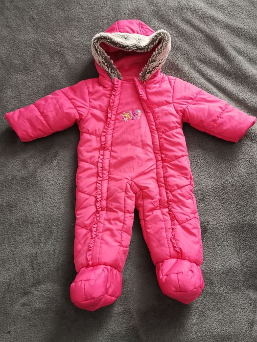 Kombinezon niemowlęcy