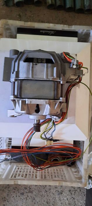 Silnik Bosch/Siemens Pralki CLASSIXX JEANS 5 używany