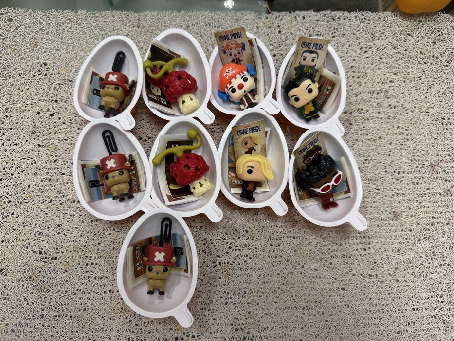 Фігурки kinder joy one piece