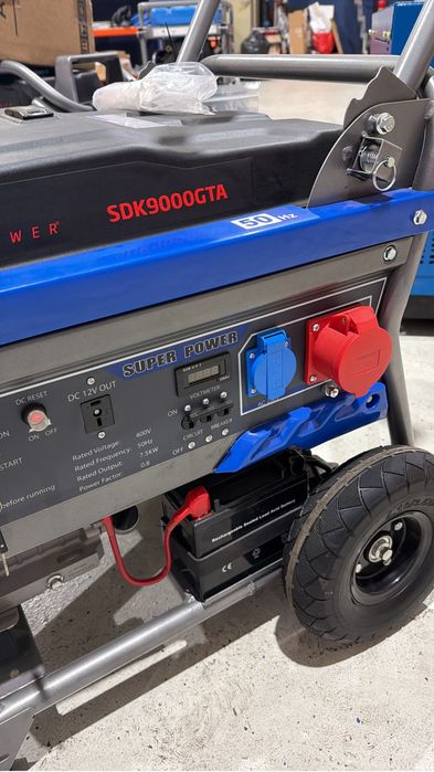 Gerador 9000 7.2 KW  13A  Trifasico