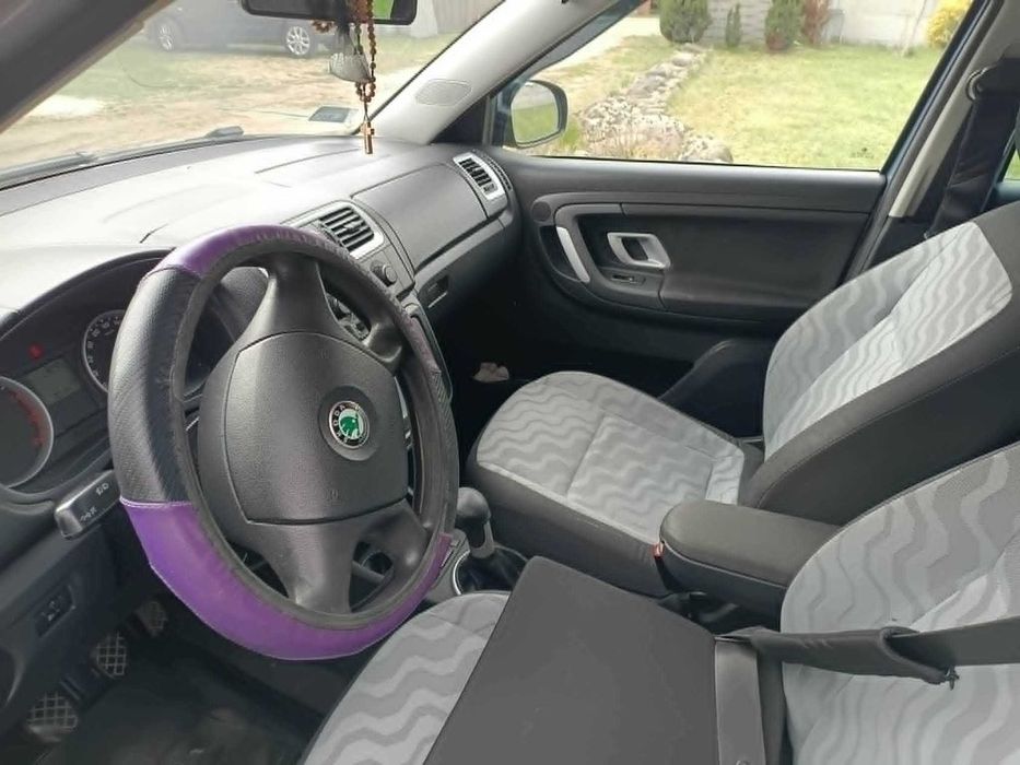 Skoda fabia II 2009 1.4