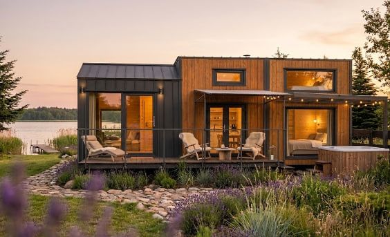 Nowoczesny domek premium nad jeziorem Mazury | Sauna, Jacuzzi, Linia brzegowa | 6 osób |