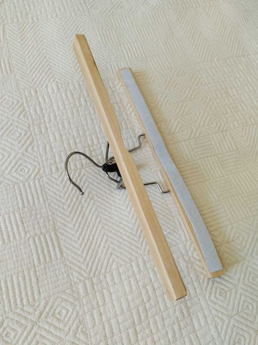 30 Cabides de calças/saias