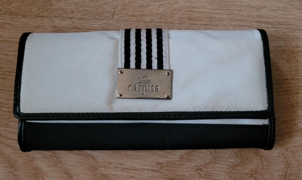 Sprzedam lub zamienię portfel Carpisa!