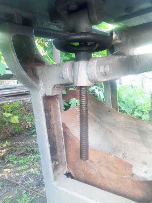 Циркулярка чугунна