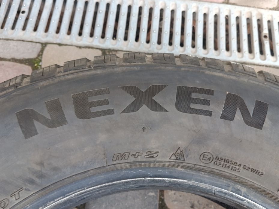 215/70 R16 100T  Nexen WinGuard snow'G3 WH21