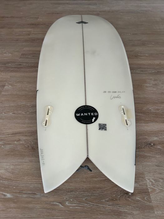 Prancha de surf fish twin fin Cascais E Estoril • OLX.pt